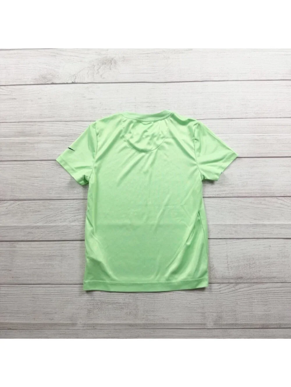 Nike Youth Green Dri-Fit Graphic Tee Lightweight Polyester Shirt 7 L